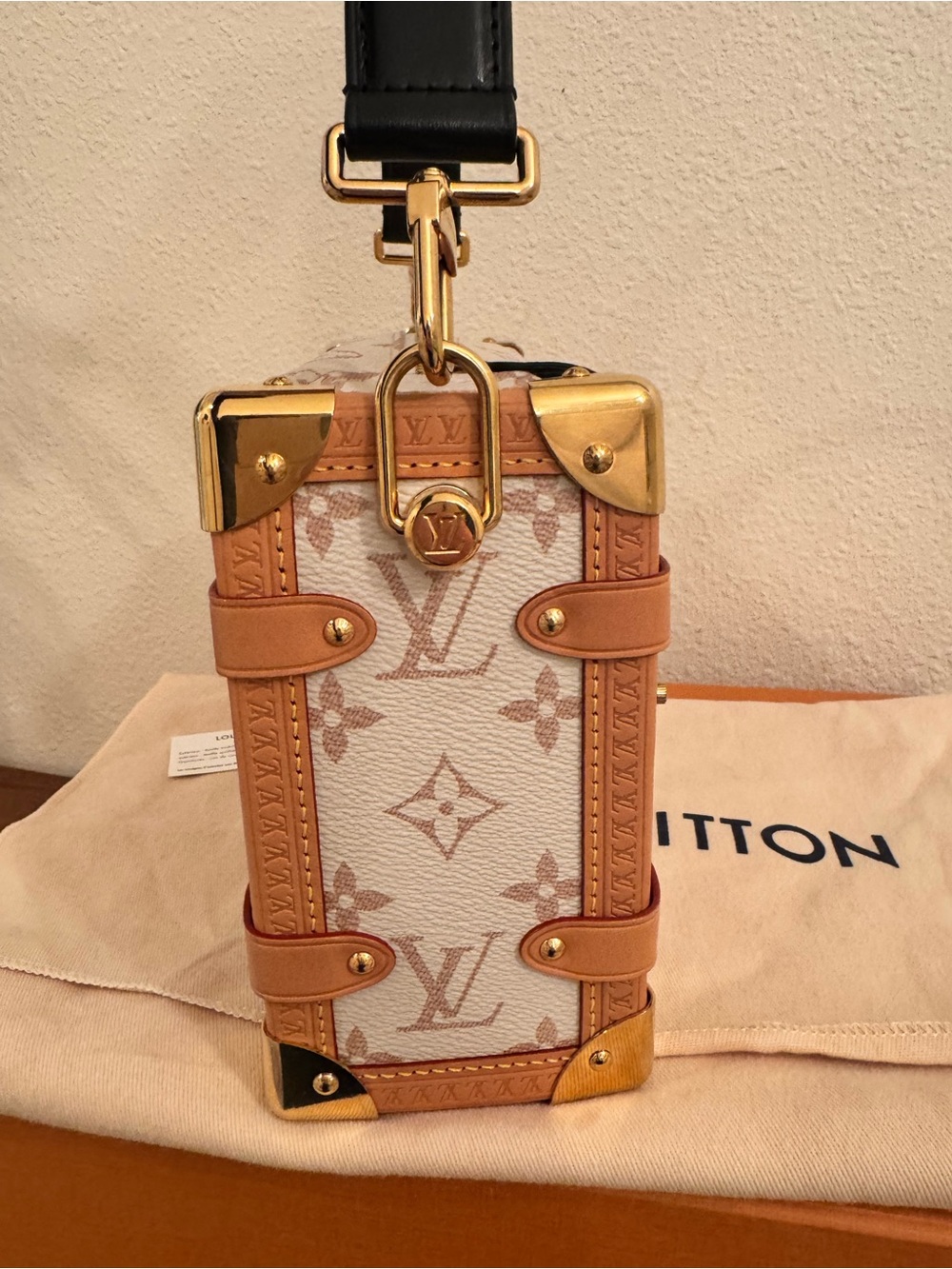 Louis Vuitton Side Trunk PM Monogram White brown Black Bag - Picture 6 of 16